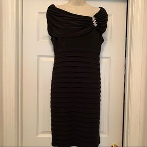 Scarlett Short Sleeve Embellished Midi Sheath Dress